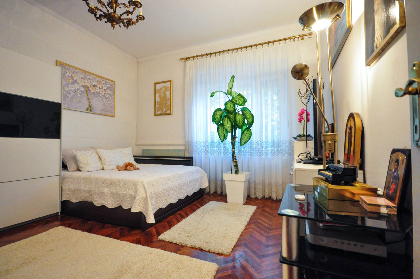 Квартира, 1076 м², 340 159$ — FAKTOR